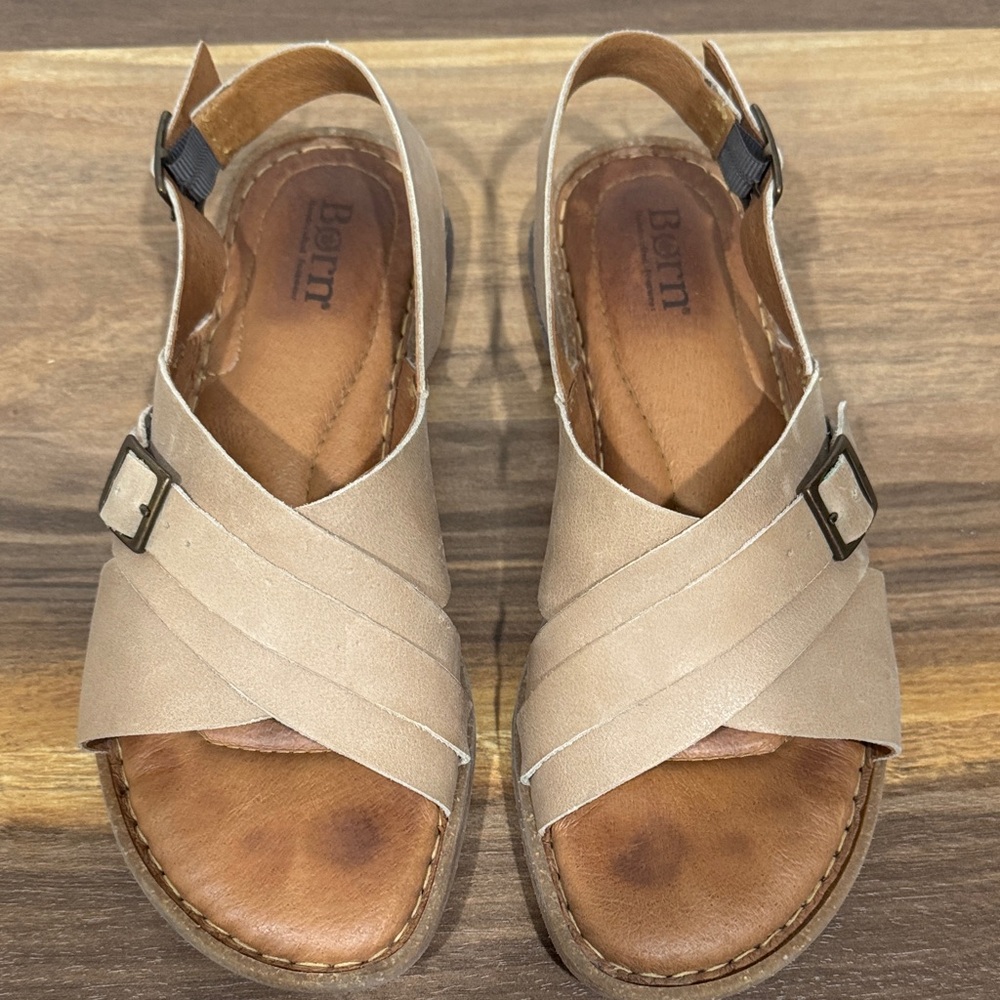 Born Women's Beige Cross-Strap Sandals